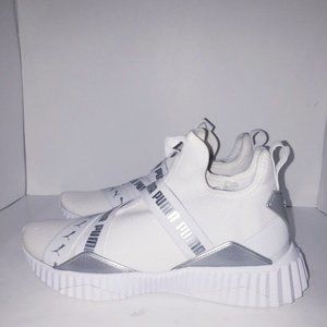 PUMA Women's Defy Mid Cross Trainer -Size8.5